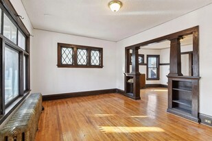 104 W 27th St, Unit 1 in Minneapolis, MN - Building Photo