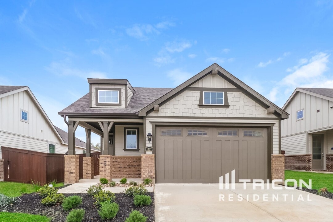 1637 Mexican Heather Dr in Leander, TX - Building Photo
