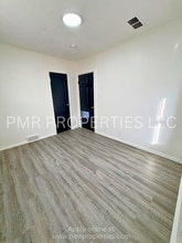 2417 S 10th St in St. Joseph, MO - Building Photo - Building Photo