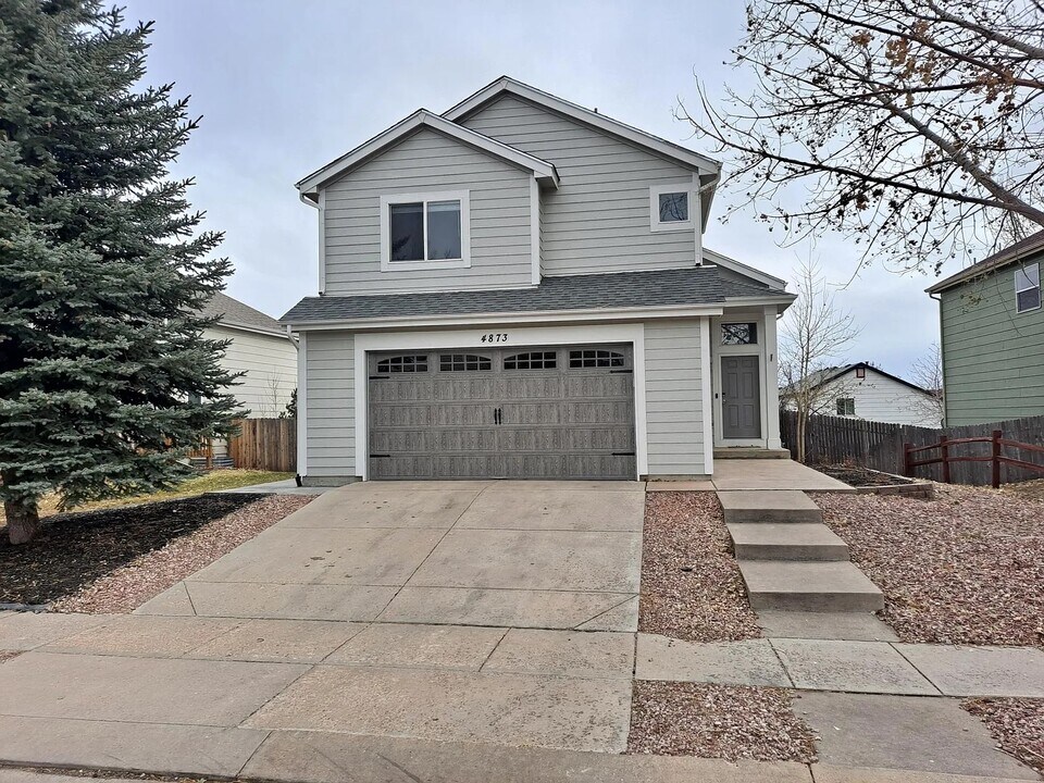 4873 Bittercreek Dr in Colorado Springs, CO - Building Photo