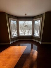 2500 Windsor Mall, Unit 1m in Park Ridge, IL - Building Photo - Building Photo