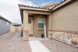 10301 W Granderson St in Marana, AZ - Building Photo - Building Photo