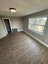 295 E State St in Larksville, PA - Building Photo - Building Photo