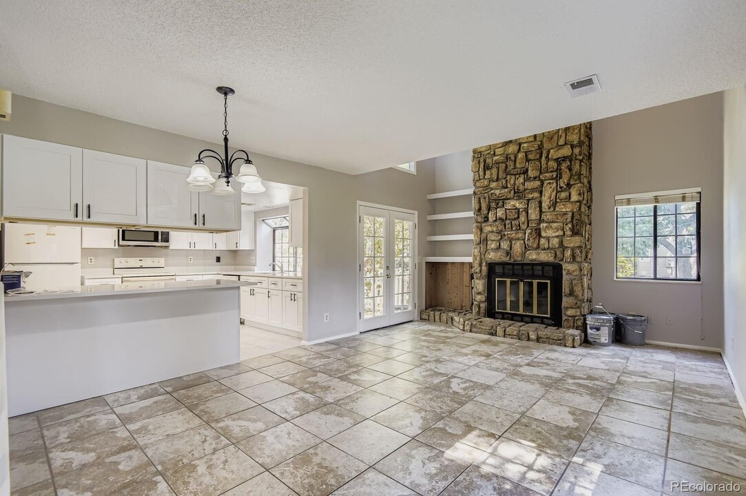 12440 E Pacific Cir in Aurora, CO - Building Photo