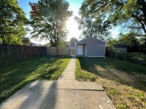 1049 S Sheffield Ave in Indianapolis, IN - Building Photo - Building Photo
