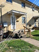 706 Maywood Ave in Lancaster, OH - Foto de edificio - Building Photo
