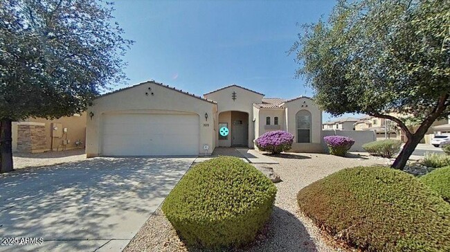 property at 3273 E Roadrunner Dr