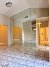 720 N Linn Ln in Las Vegas, NV - Building Photo - Building Photo