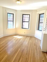 75 Longwood Ave, Unit 1F in Brookline, MA - Building Photo