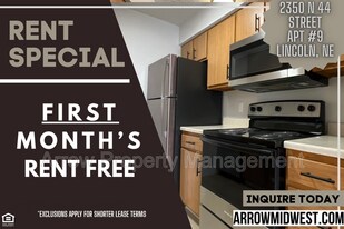 2350 N 44th St in Lincoln, NE - Building Photo