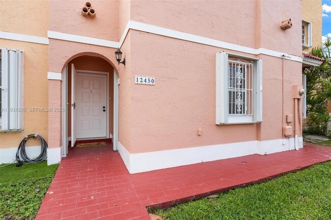 12450 NW 7th Ln in Miami, FL - Building Photo - Building Photo
