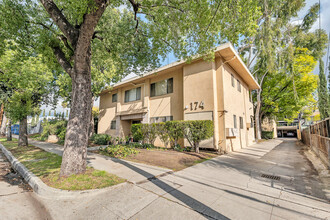 174 Mar Vista Ave in Pasadena, CA - Building Photo - Building Photo