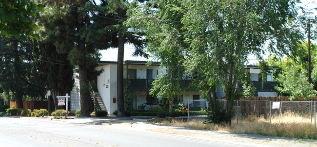 1201 Detroit Ave in Concord, CA - Building Photo - Building Photo