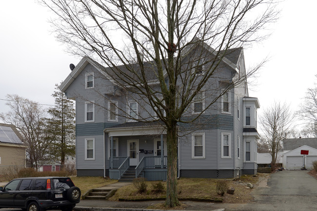 200 Winthrop St in Brockton, MA - Building Photo - Building Photo