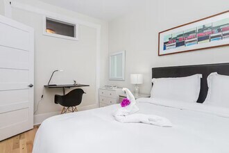 967 Rue Sainte-Marguerite in Montréal, QC - Building Photo - Building Photo