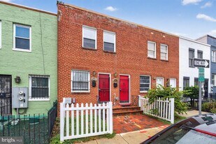 610 19th St NE in Washington, DC - Building Photo