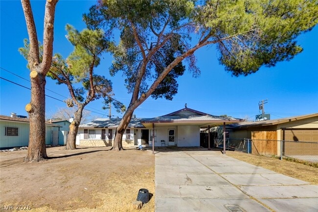 property at 4417 Berkley Ave