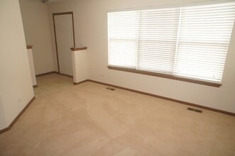 24708 George Washington Dr in Plainfield, IL - Building Photo - Building Photo