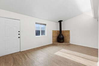 1114-1116 Hazelton St in San Marcos, TX - Building Photo - Building Photo