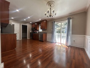 3707 Vanhorn Ct in Chester, VA - Foto de edificio - Building Photo