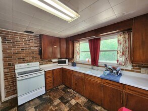 3426 Oakland Ln in Oshkosh, WI - Building Photo - Building Photo