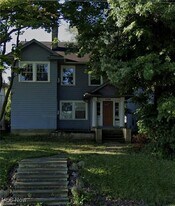 3764 Mayfield Rd in Cleveland Heights, OH - Building Photo
