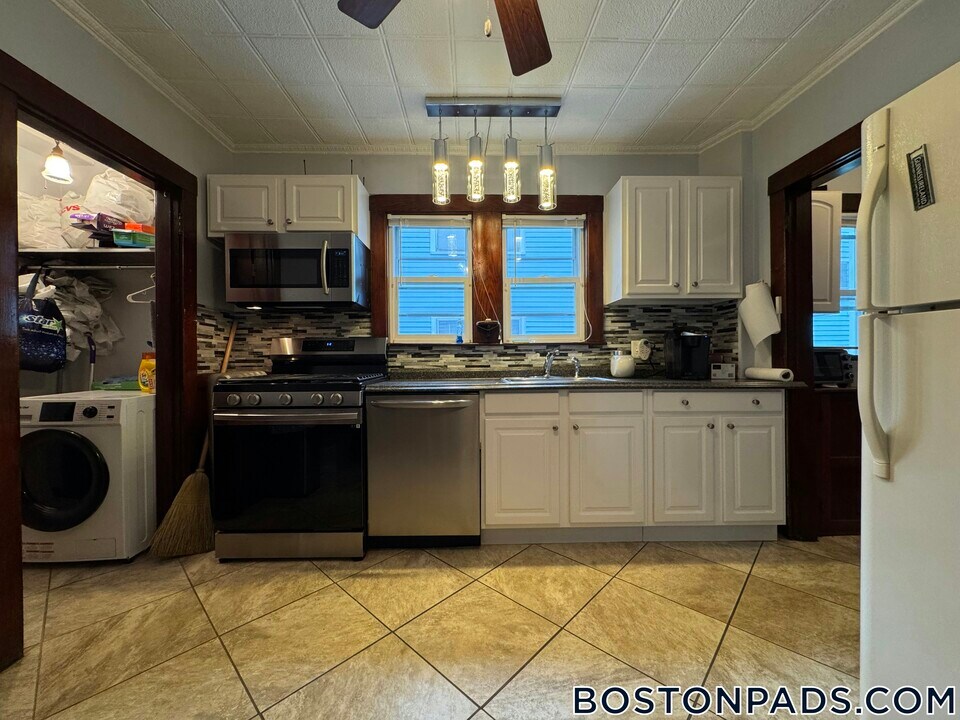 22 Morrison Ave in Somerville, MA - Building Photo