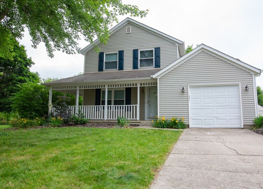 3125 Tromley Ct in Dublin, OH - Foto de edificio