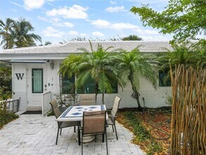 4512 Sea Grape Dr in Lauderdale-by-the-Sea, FL - Building Photo - Building Photo