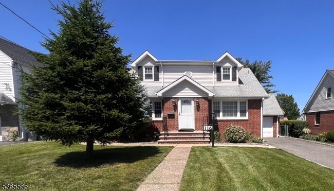 property at 116 Greenlawn Ave