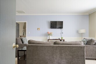 2 Willets Pl, Unit 2 in Ithaca, NY - Foto de edificio - Building Photo