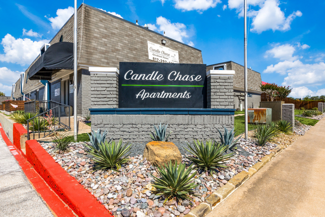 Candle Chase in Fort Worth, TX - Foto de edificio - Building Photo