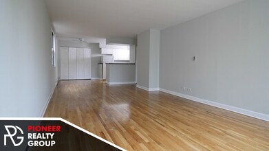 1443 N Dearborn St, Unit 1446-2A in Chicago, IL - Foto de edificio - Building Photo