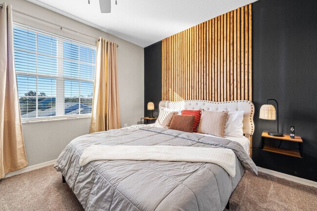 9874 Montague St in Tampa, FL - Building Photo - Building Photo