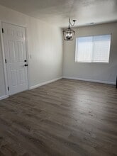 1762 Willis St in Redding, CA - Building Photo - Building Photo