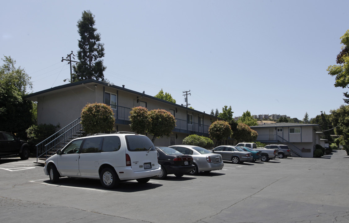 19794 Stanton Ave in Castro Valley, CA - Foto de edificio