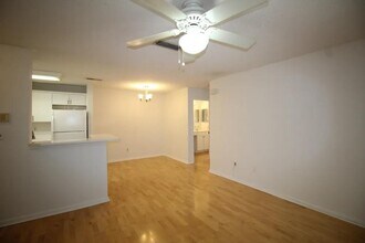 620 Granville Ct in Atlanta, GA - Building Photo - Building Photo