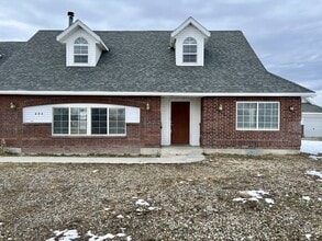 395 Blakeland Dr in Spring Creek, NV - Building Photo - Building Photo