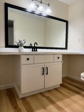 15 Lordvale Blvd in Grafton, MA - Foto de edificio - Building Photo