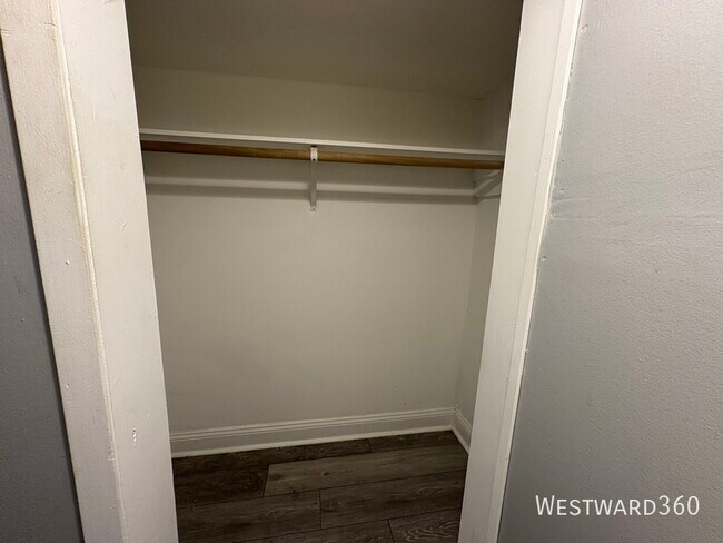 9150 S Colfax Ave in Chicago, IL - Building Photo - Building Photo