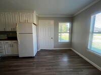 5130 Winnetka St photo'