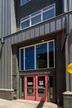 Cabinet Shop Lofts in Memphis, TN - Foto de edificio - Building Photo