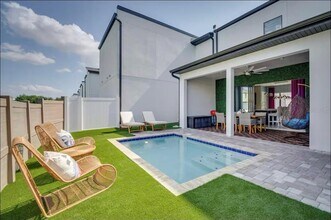 140 Villa Domani Ct in Davenport, FL - Building Photo - Building Photo