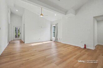 1017 Sparks St SW in Atlanta, GA - Building Photo - Building Photo