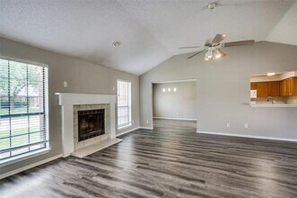 824 Simon Dr in Plano, TX - Building Photo - Building Photo