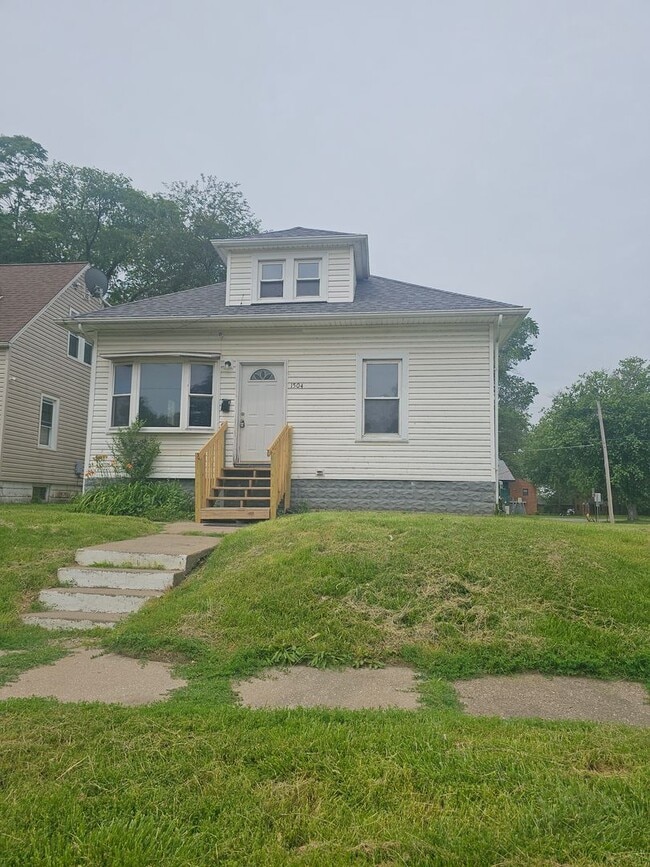 property at 1504 6th St