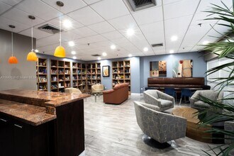 800 N Miami Ave in Miami, FL - Building Photo - Building Photo