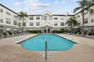 Lexington Club at Vero in Vero Beach, FL - Building Photo - Building Photo