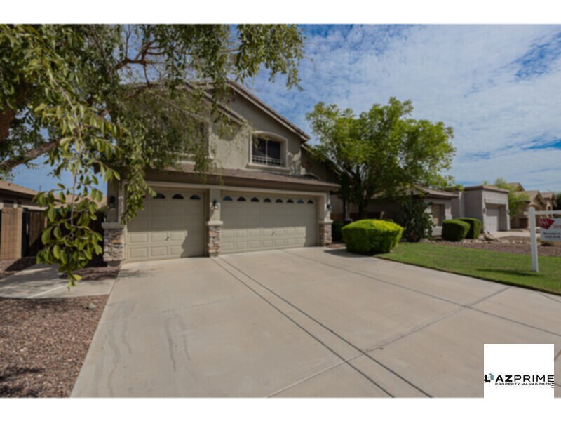 12518 W Sells Dr in Litchfield Park, AZ - Building Photo