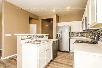 5170 W Shaw Butte Dr in Glendale, AZ - Building Photo - Building Photo